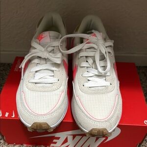 Nike Women's White and Pink Sneakers